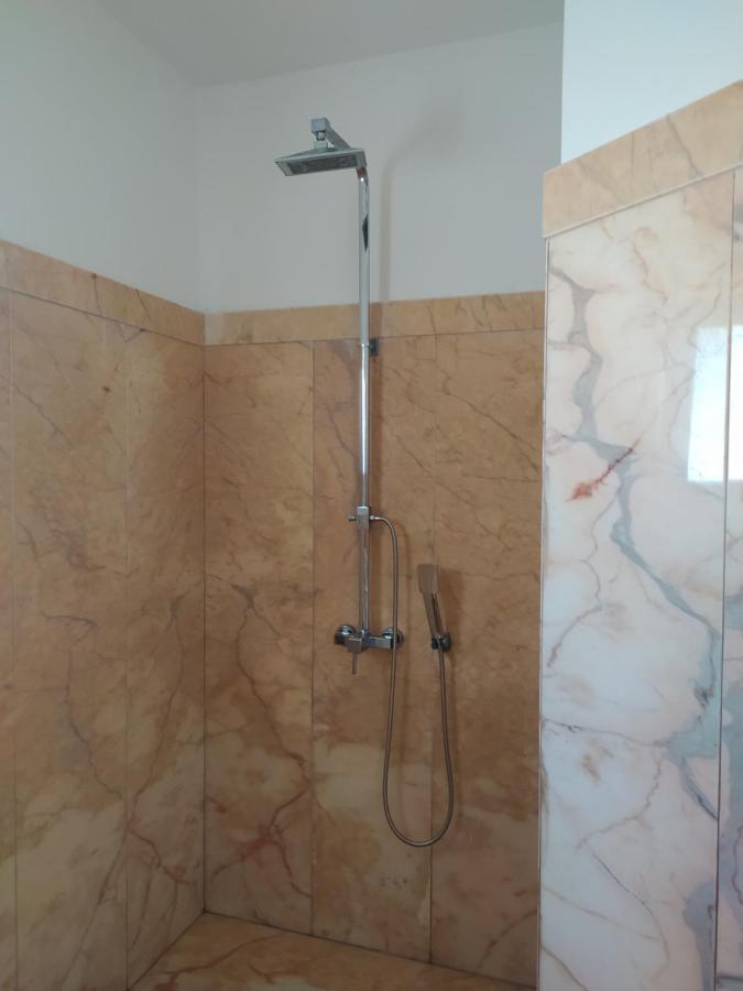 A&V Sea View Villa Тира Экстерьер фото