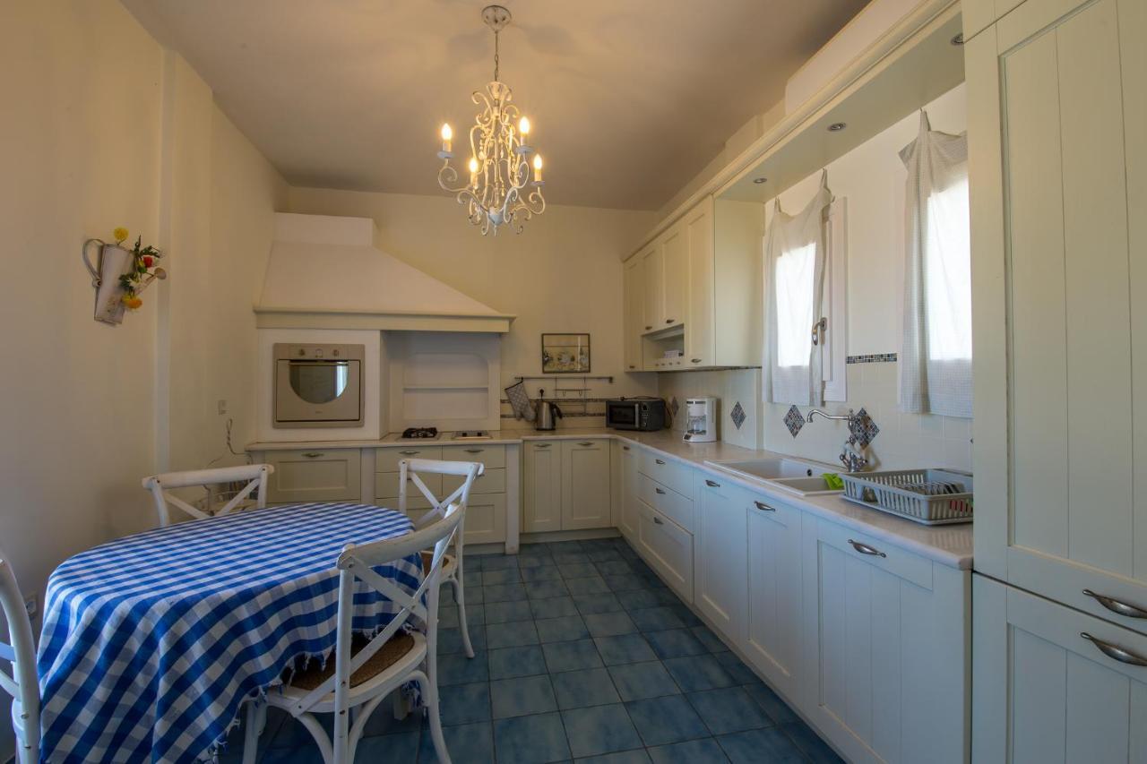 A&V Sea View Villa Тира Экстерьер фото